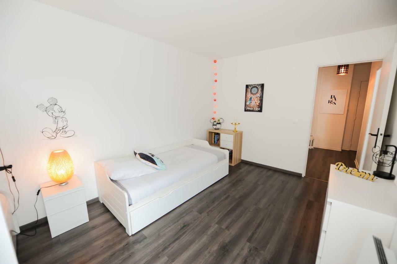 Disneyland Dream 2 - Charmant Appartement 8 Pax Serris Exterior photo